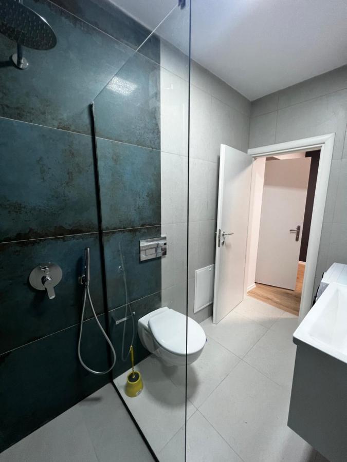 Amion Apartment In Center Of Tiran Dış mekan fotoğraf