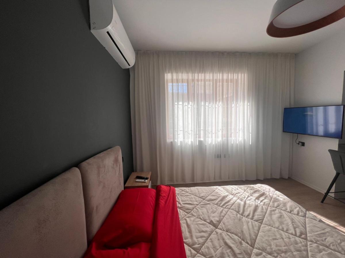 Amion Apartment In Center Of Tiran Dış mekan fotoğraf