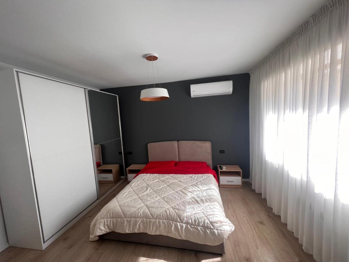 Amion Apartment In Center Of Tiran Dış mekan fotoğraf